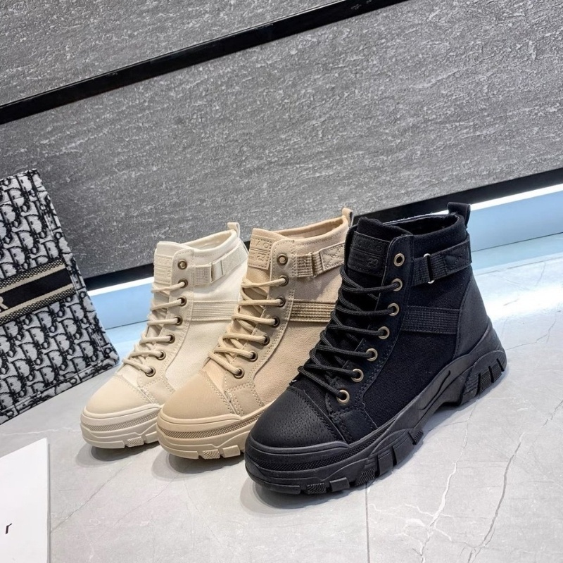 Giày bốt nữ phong cách hàn quốc, giày martin boots nữ chất da lộn kháng nước, kháng bụi 1017739 | BigBuy360 - bigbuy360.vn