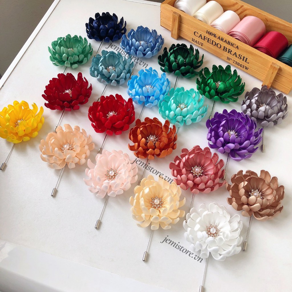 Trâm Cài Áo Handmade Hoa Cúc Satin Nhiều Màu