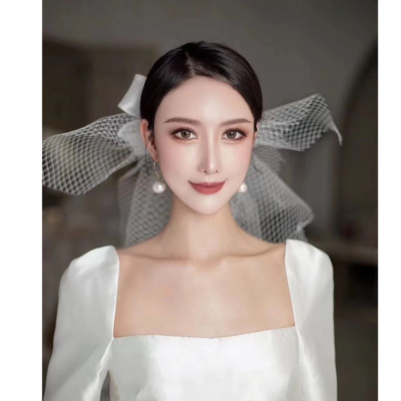 VOAN NƠ CÀI TÓC CÔ DÂU MÀU TRẮNG DỄ THƯƠNG