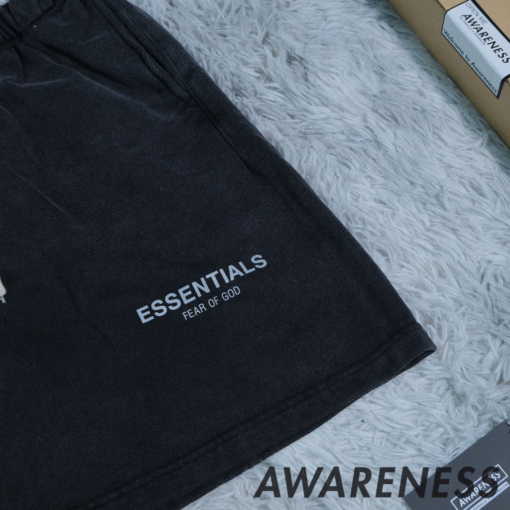 Quần short Wash Essentials Unisex Nam Nữ - Quần short ngắn Form rộng chất liệu nỉ cotton - awareness
