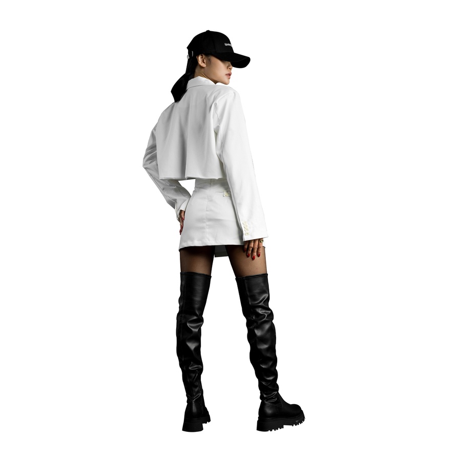 Là min - Áo White Cropped Blazer | BigBuy360 - bigbuy360.vn