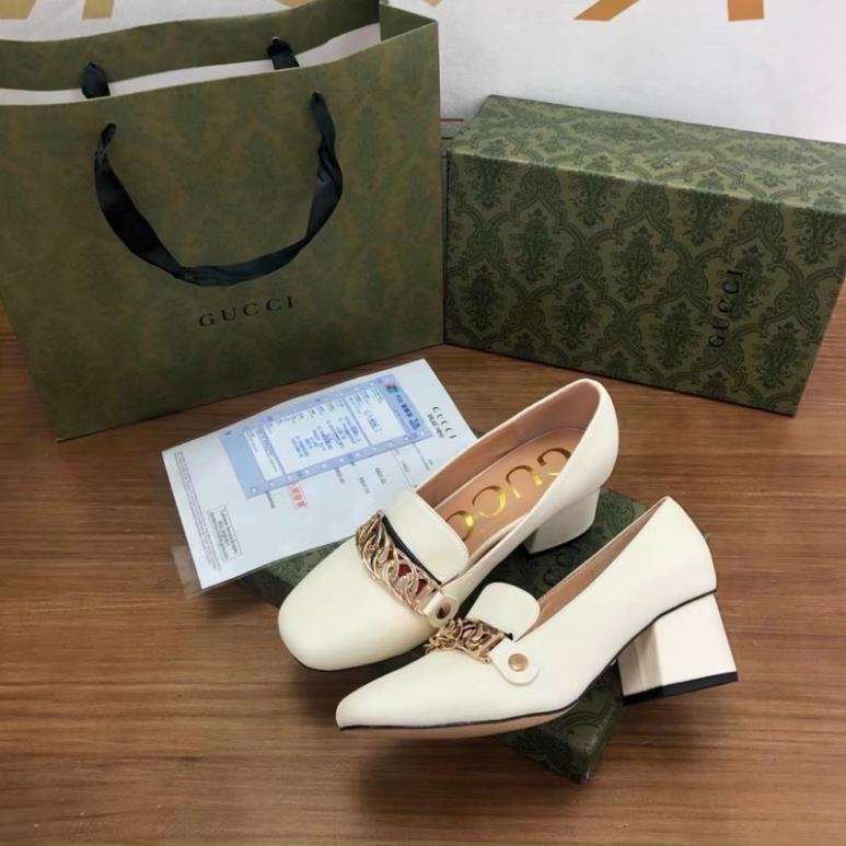 Giầy Gucci Trắng Đen Khoá Xích Size 35-39
