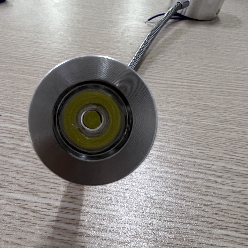 Đèn led soi sáng điện 220v chuyên dùng soi thước cho máy cắt nhôm