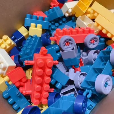 Bộ lắp ghép, xếp hình LEGO 520 chi tiết cho bé thỏa sức sáng tạo