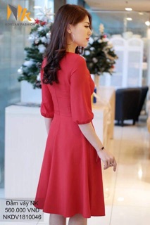 Đầm xoè mí cổ