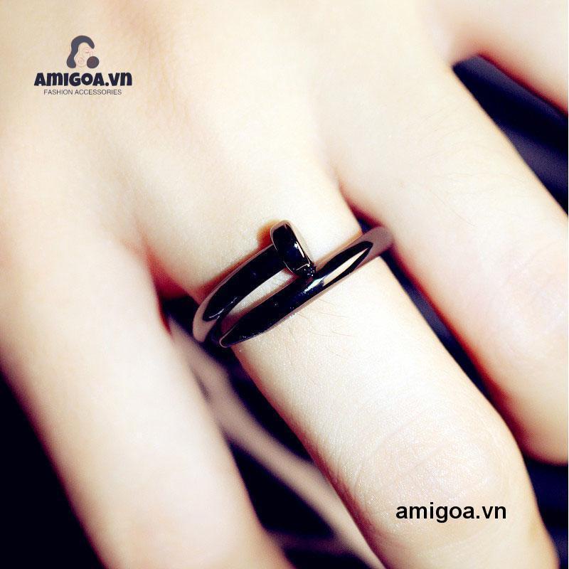 ✨✨Nhẫn Thép Titan Thời Trang Dành Cho Nam Và Nữ