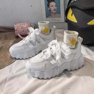 Giày Sneaker đế răng cưa mới