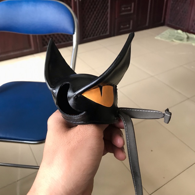 Mũ chim ưng, đại bàng hình dơi