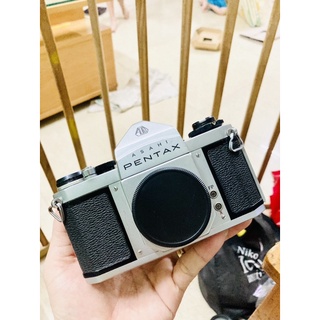 Máy ảnh film Pentax SV ngàm M42 chỉ máy chưa bao gồm lens và phim
