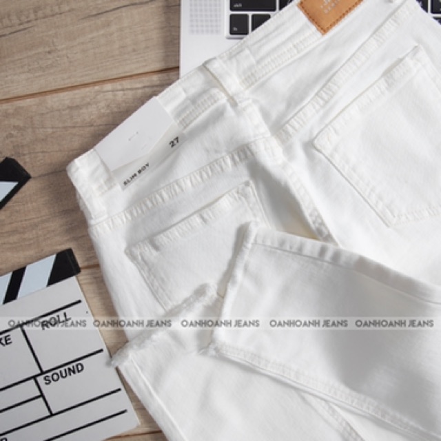 Quần jeans trắng dáng baggy | BigBuy360 - bigbuy360.vn