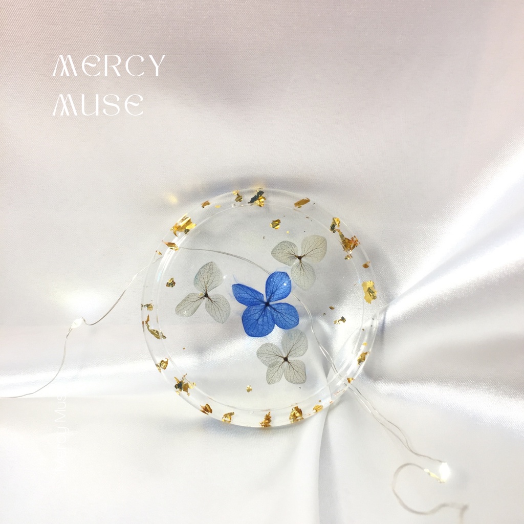 Bộ 4 đế lót cốc Mercy Muse bằng nhựa chống thấm, có rãnh chống tràn