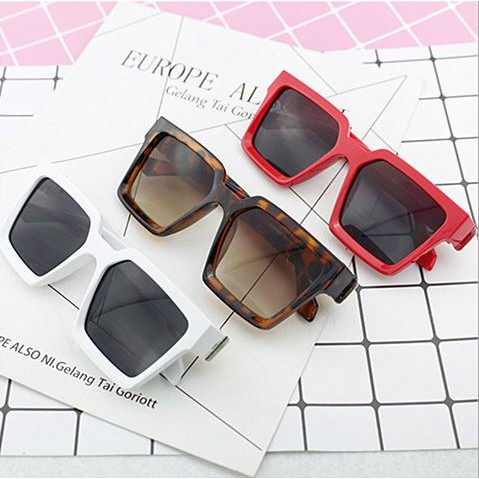 Kính mắt gọng vuông Nam Nữ Phong cách hàn quốc D37