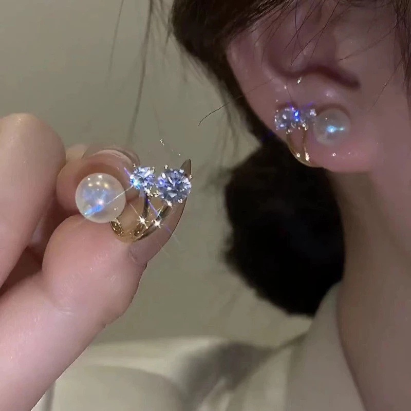 Khuyên Xỏ Vành Tai Đính Ngọc Trai / Đá Zircon Lấp Lánh Phong Cách Hàn Quốc