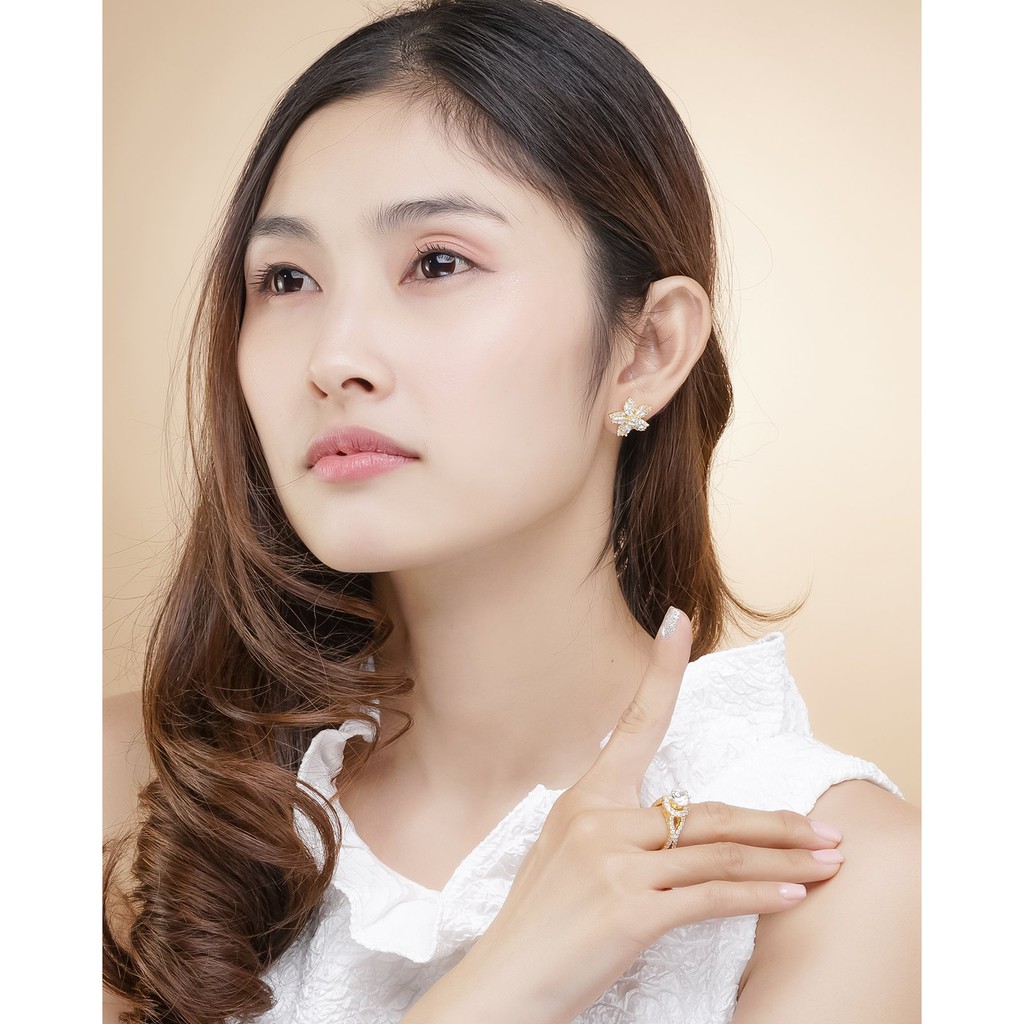 Bông tai nữ UHA mạ vàng 18K , đính kim cương nhân tạo B1149140-100