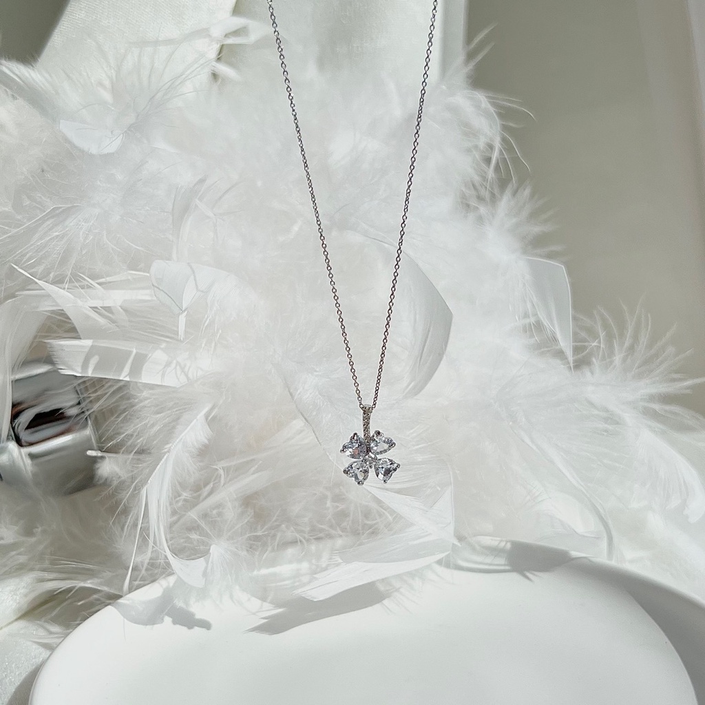 Dây chuyền mặt đá cỏ bốn lá N154 Choker Club