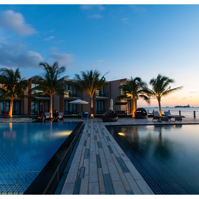 Vũng Tàu [E-Voucher] Marina Bay Resort 5* - Gói 2N1Đ + Xe Limousine - 2 Khách