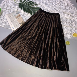 Chân váy nhung xoè dập ly màu nâu tây