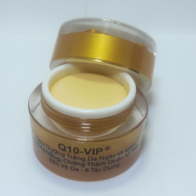 Kem dưỡng trắng da chống giữ ẩm thâm quầng mắt Q-10 sữa dê 30g | BigBuy360 - bigbuy360.vn