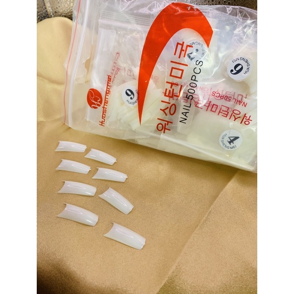 Móng típ hàn quốc