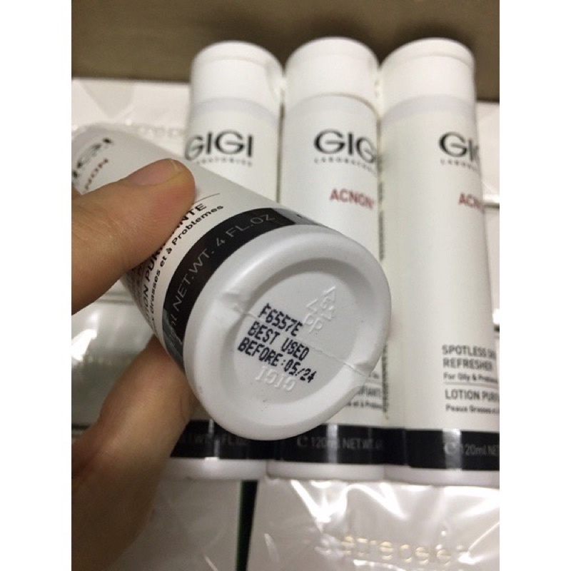 Serum dạng gel mỏng gigi acnon spotless skin 120ml