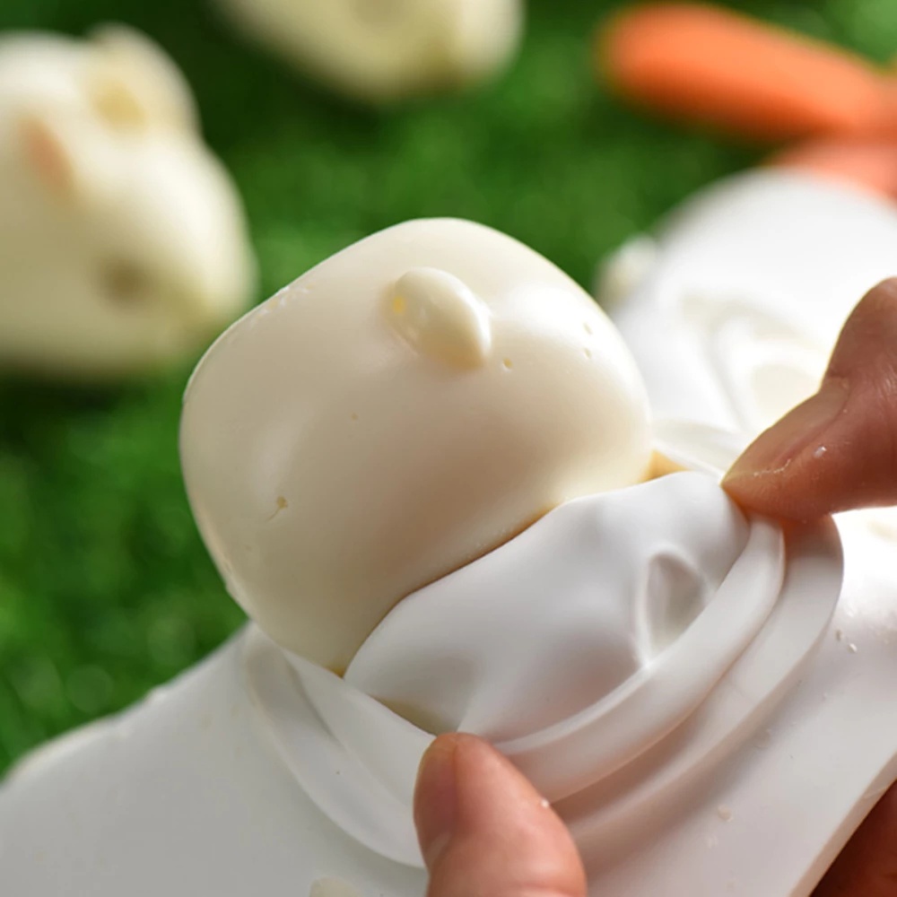 Khuôn Silicone Làm Bánh Hình Thỏ 3D Chống Dính Tiện Dụng