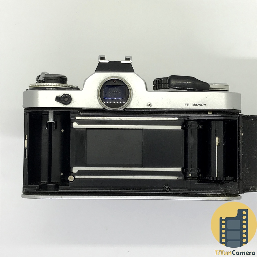 MÁY FILM NIKON FE & NIKON 24MM F2.8 AIS