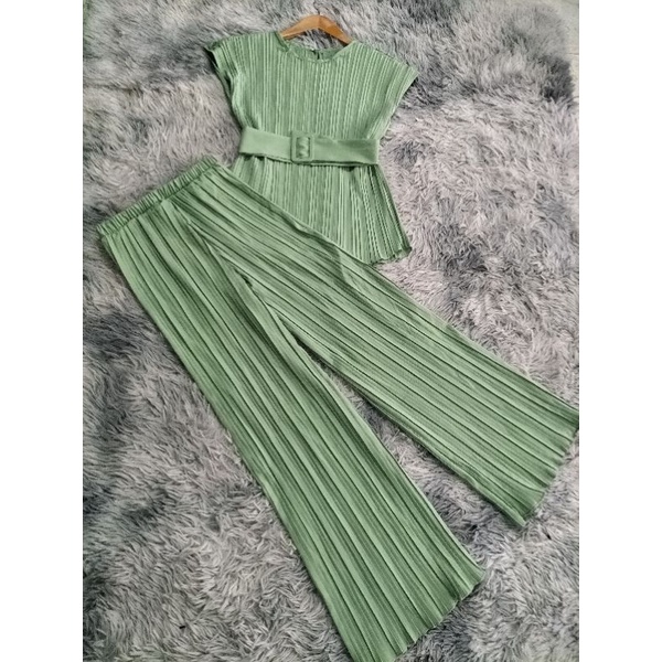 Sét dập ly kèm belt chất vải lụa mềm mịn