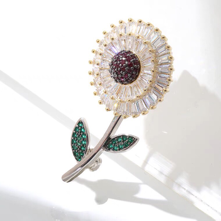 TRÂM CÀI ÁO CECY PHA LÊ SWAROVSKI SUNFLOWER 1137, ĐÁ TINH XẢO, SÁNG BÓNG, CÀI ÁO VEST, VAY, AO LEN...