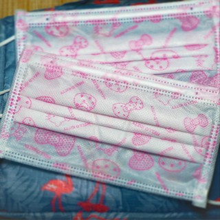 Hộp 50 cái khẩu trang y tế 4 lớp hello kitty