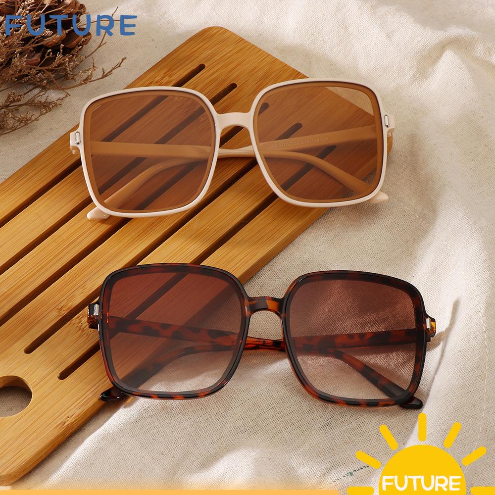 Kính Mát Gọng Vuông Lớn Chống Tia UV400 Thời Trang Sang Trọng Cho Nữ FOOT1