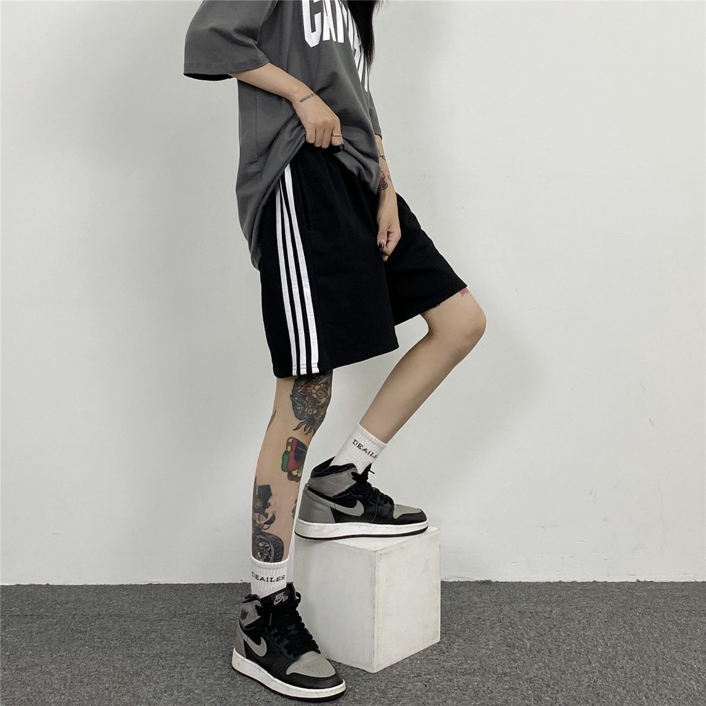 Quần short 3 sọc nam nữ thể thao Yinxx, quần đùi unisex ba sọc vải da cá QS102