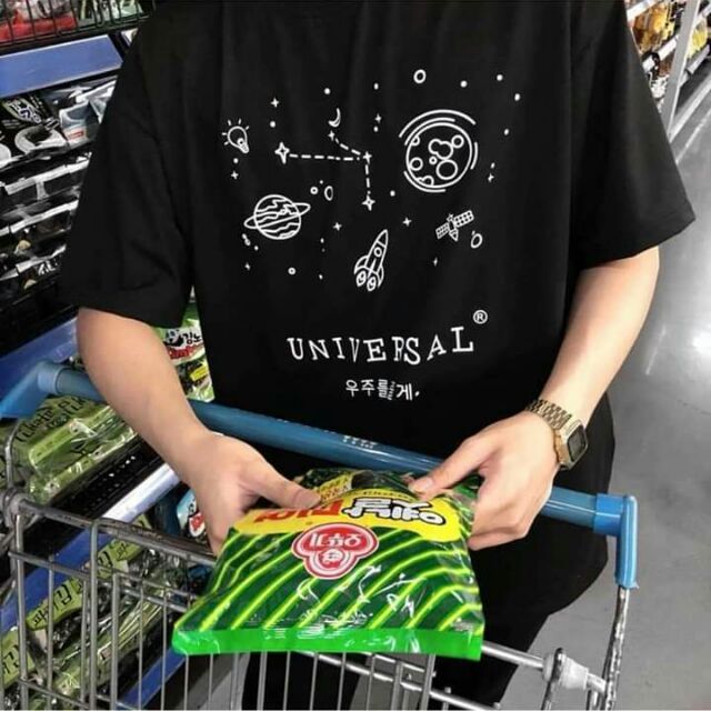 Áo thun Universe đen hot hit