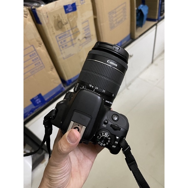 Máy ảnh cũ Canon 100D (Kiss X7) kèm ống kính hình thức đẹp 95%