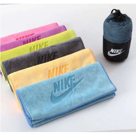 Khăn Lau Mồ Hôi Nike Nhanh Khô Thấm Hút Nước Nhanh Khô Tiện Dụng