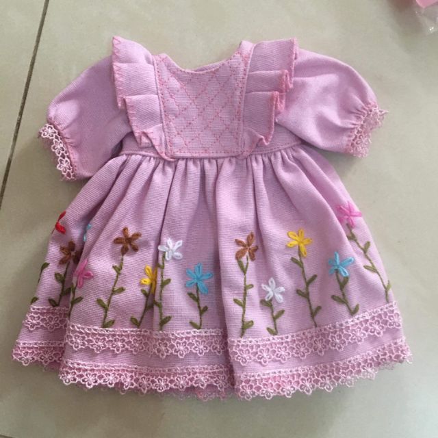 Đầm cho búp bê Paola