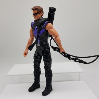 Mô hình siêu anh hùng Hawkeye bắn cung