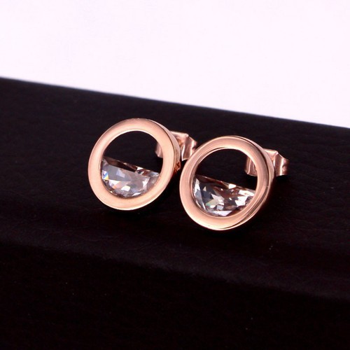 Bông Tai Hình Tròn Đính Nửa Đá Nhân Tạo Titan Ko Đen TT 3296