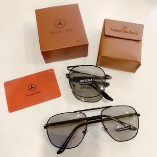 Kính gấp gọn đổi màu Merc cao cấp