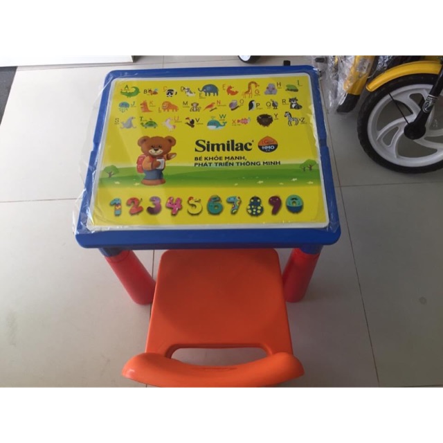 Bộ bàn ghế học bằng nhựa
