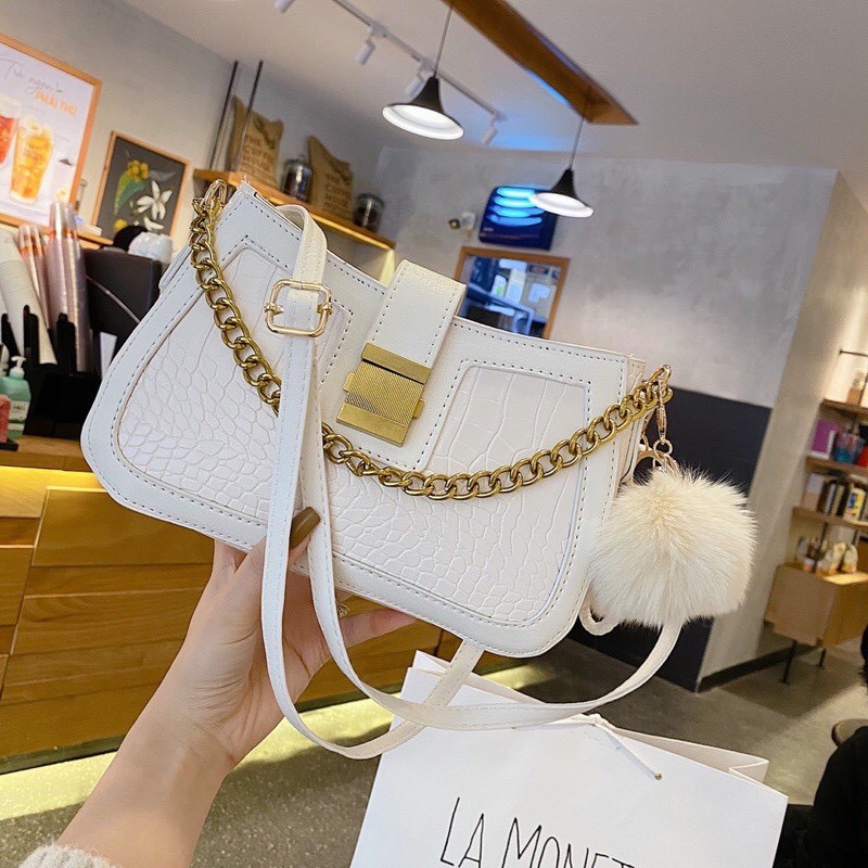 TÚI KẸP NÁCH KHOÁ XÍCH MẪU MỚI XINH XẮN TRẺ TRUNG