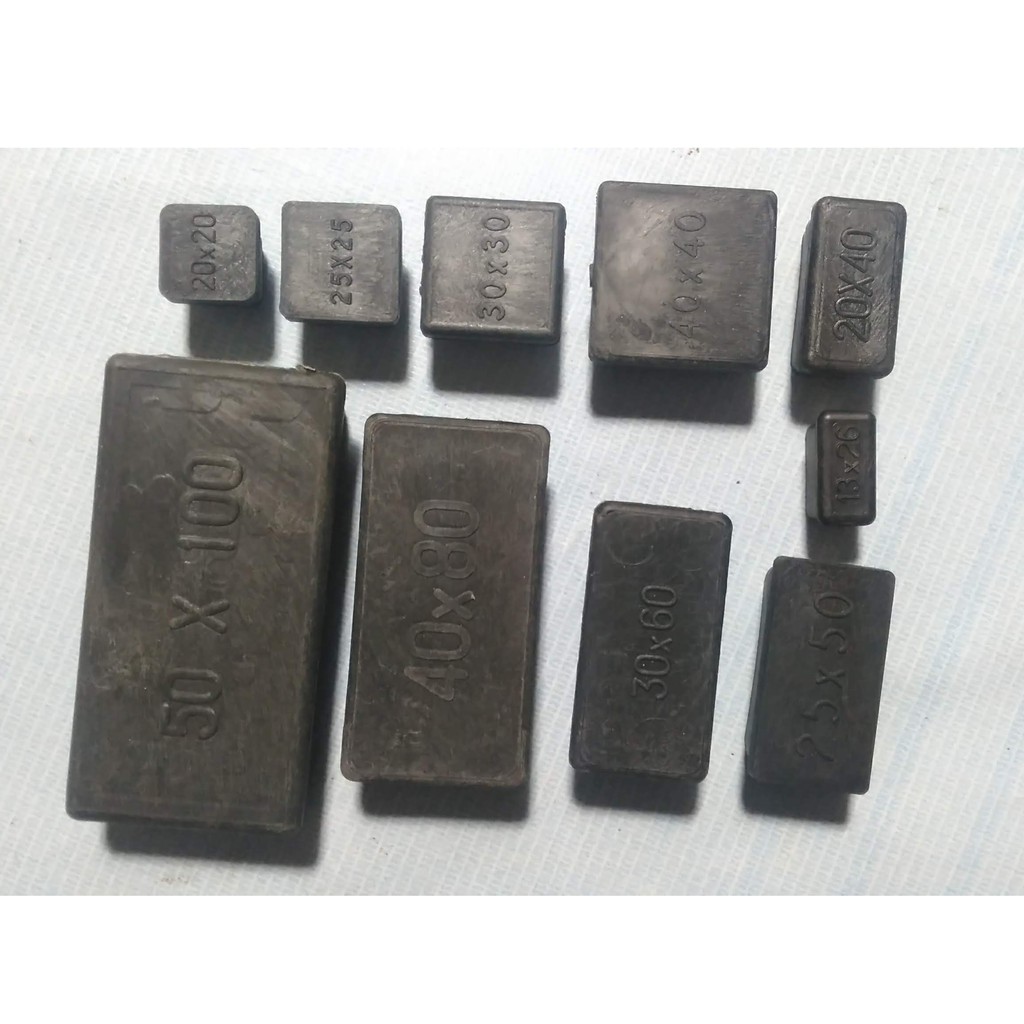 GIÁ RẺ NHẤT. NHỰA CHẤT LƯỢNG. 10 cái chụp sắt hộp 25*50, bịt đầu sắt hộp chống nước chui vào, BỊT ốp chụp chân bàn ghế