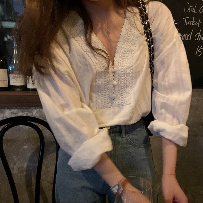 SUXI Áo Kiểu Tay Dài Cổ Chữ V Phối Ren Hoa Phong Cách Hàn Quốc Dành Cho Bạn Nữ