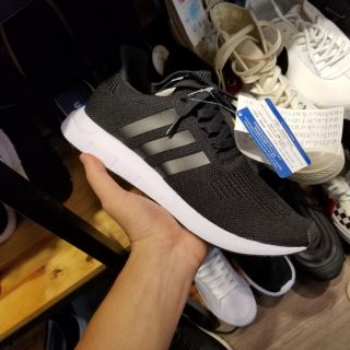 Giầy swift run cho nữ