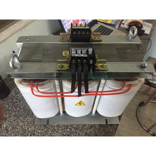 Biến áp trần 3 pha 380V 220V 6KVA