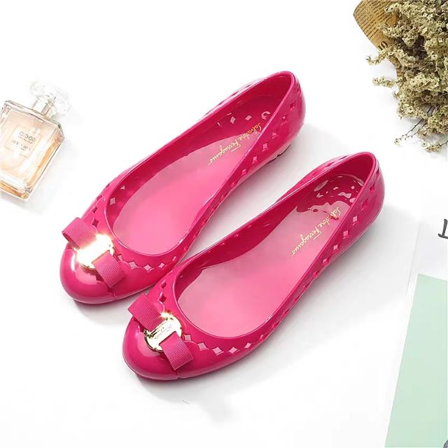 2Z01 Sục nhựa SVT cao cấp thời trang xịn xò chanh xả fullbox đầy đủ hộp cực đẹp | BigBuy360 - bigbuy360.vn