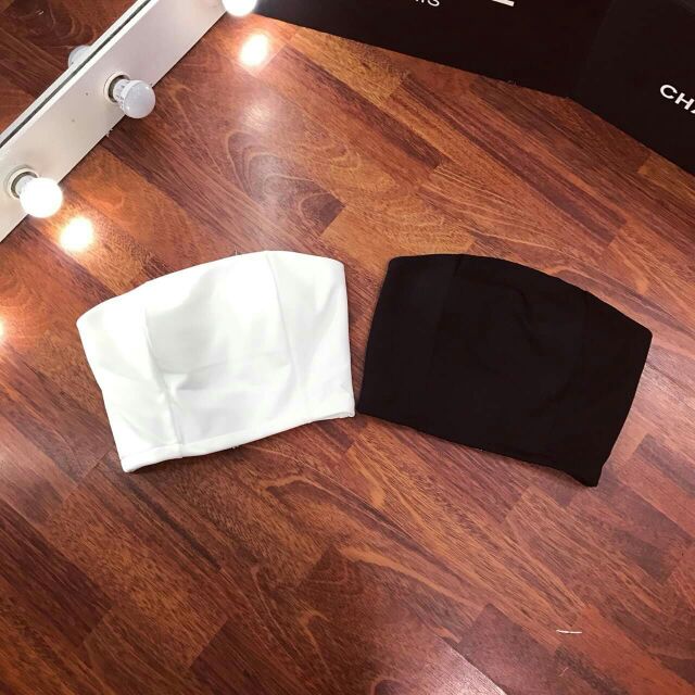 Áo cúp ngực dạng croptop