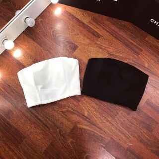 Áo cúp ngực dạng croptop