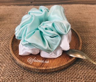 Cột tóc lụa may tay | Silky scrunchies