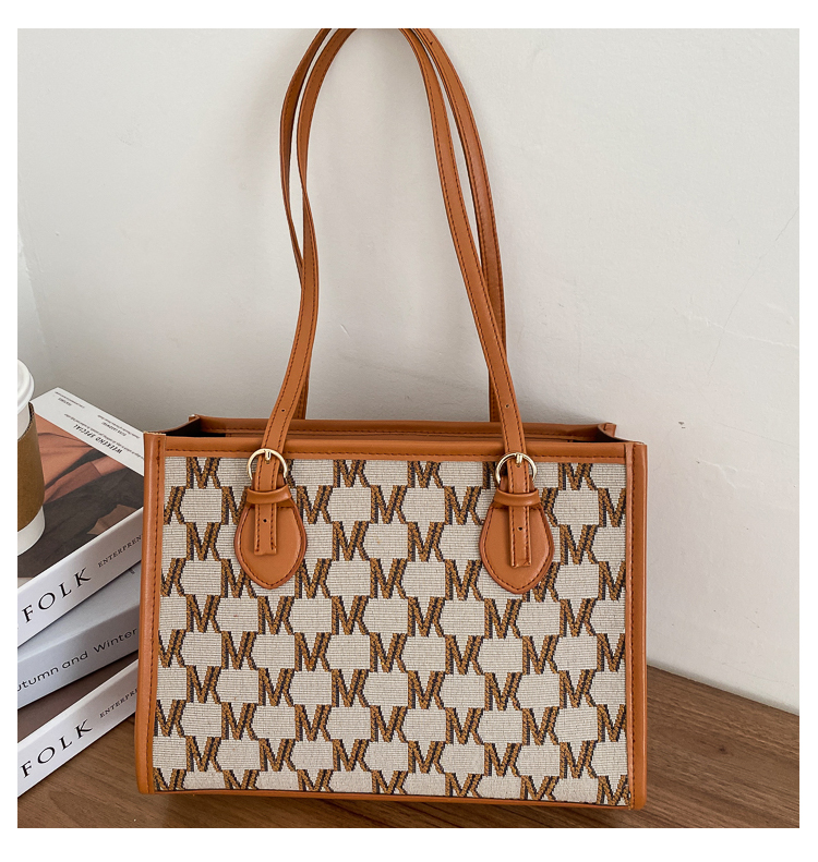 Túi đeo chéo JASMIN NOIR bằng da PU phong cách thời trang cổ điển