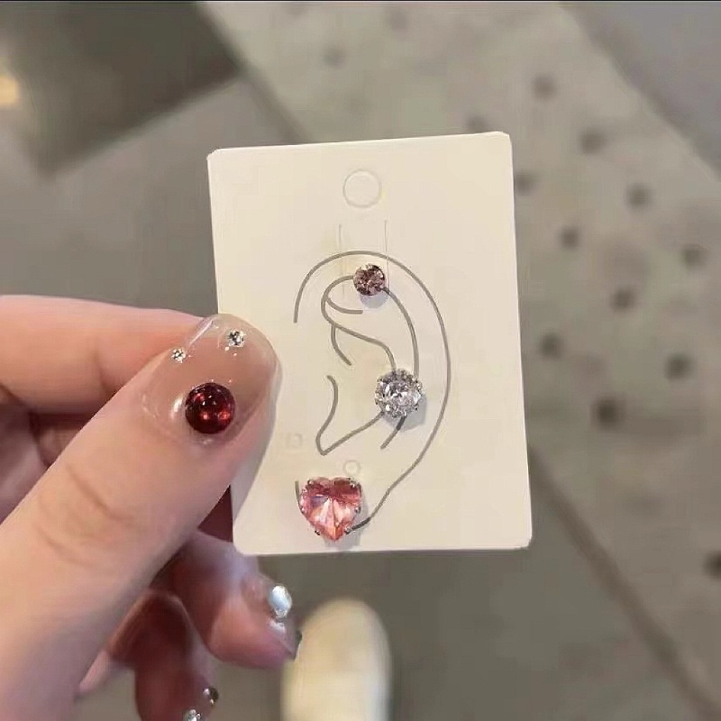 Kẹp tai kim cương hình trái tim thời trang Kẹp tai từ tính cá tính cao cấp Bộ kẹp tai unisex phong cách hàn quốc